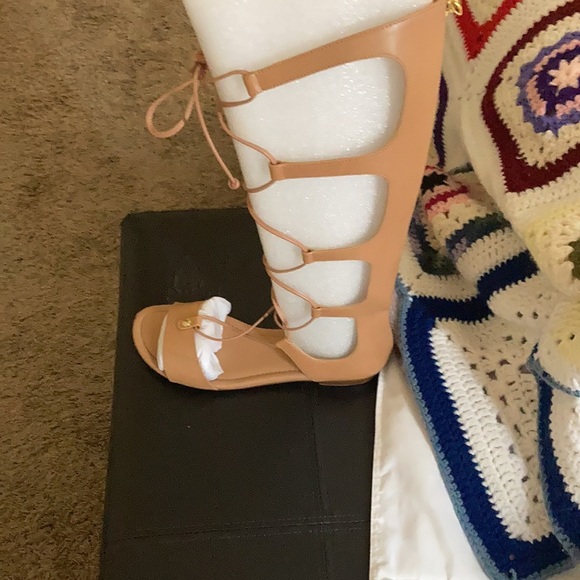 Michael kors Sandles size 7.5 - Picture 4 of 4